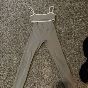 High-Rise Taupe Leggings & Bra Set by 437